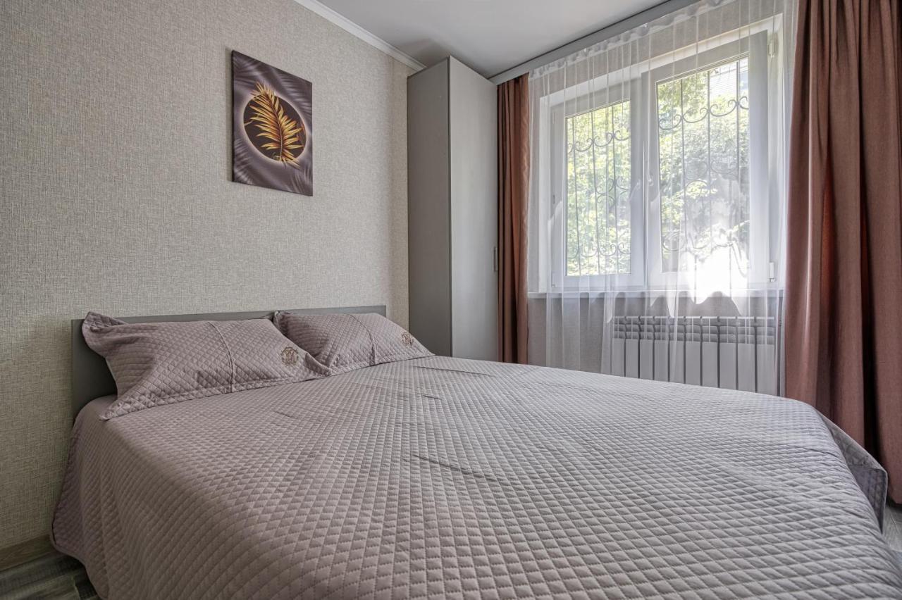 Aparthotel Апарт 33 Almaty Esterno foto