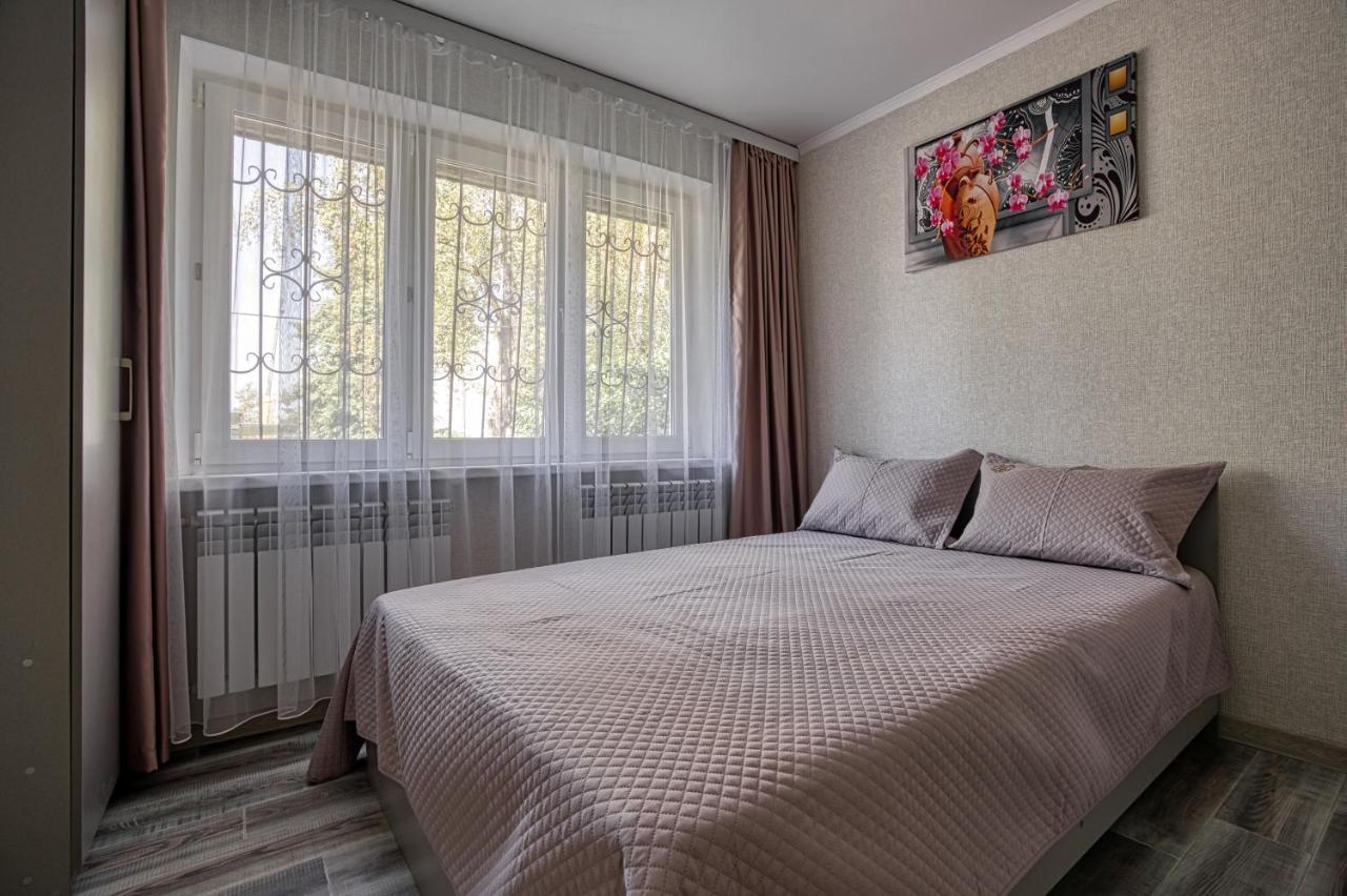 Aparthotel Апарт 33 Almaty Esterno foto