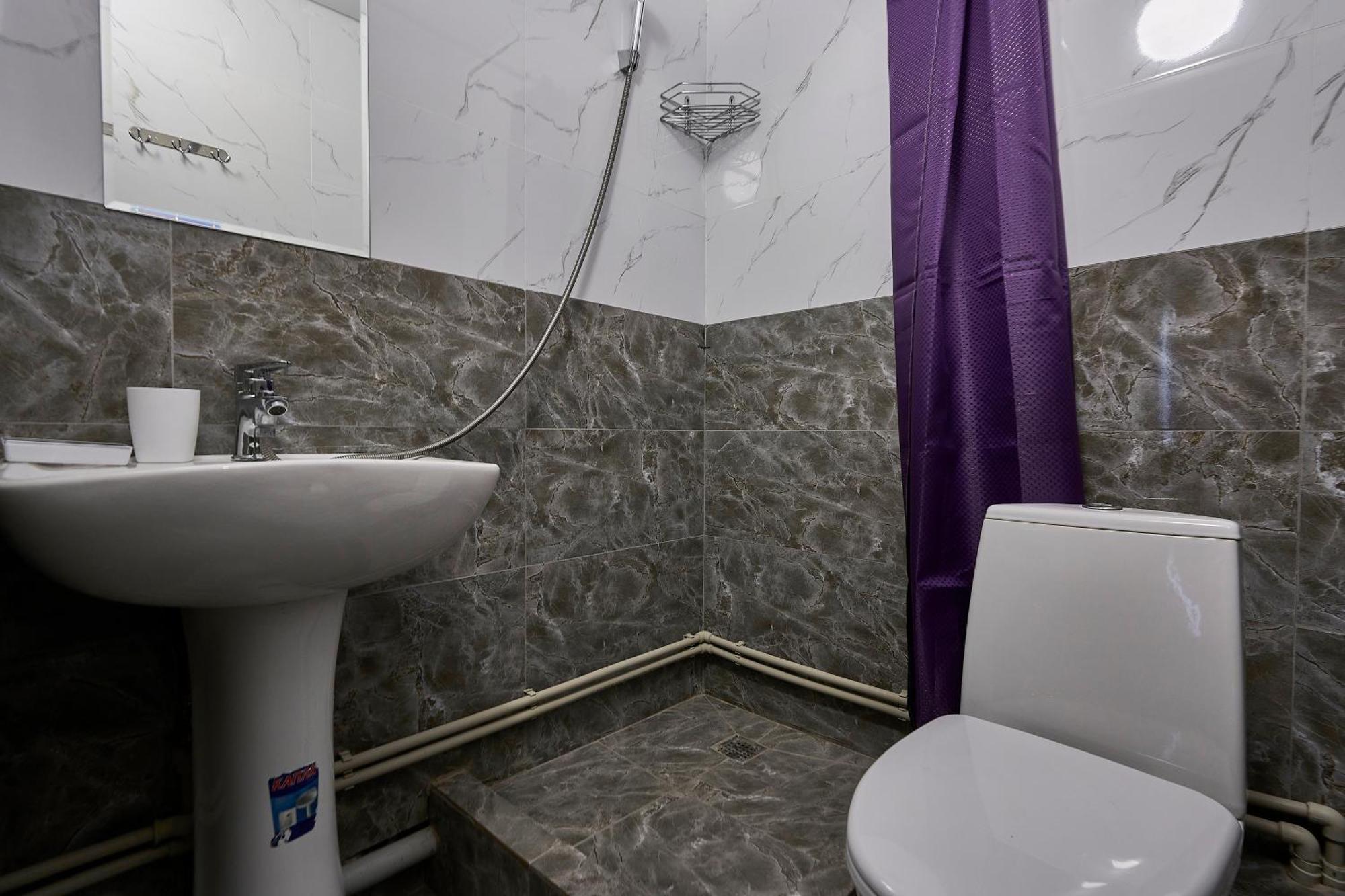Aparthotel Апарт 33 Almaty Esterno foto